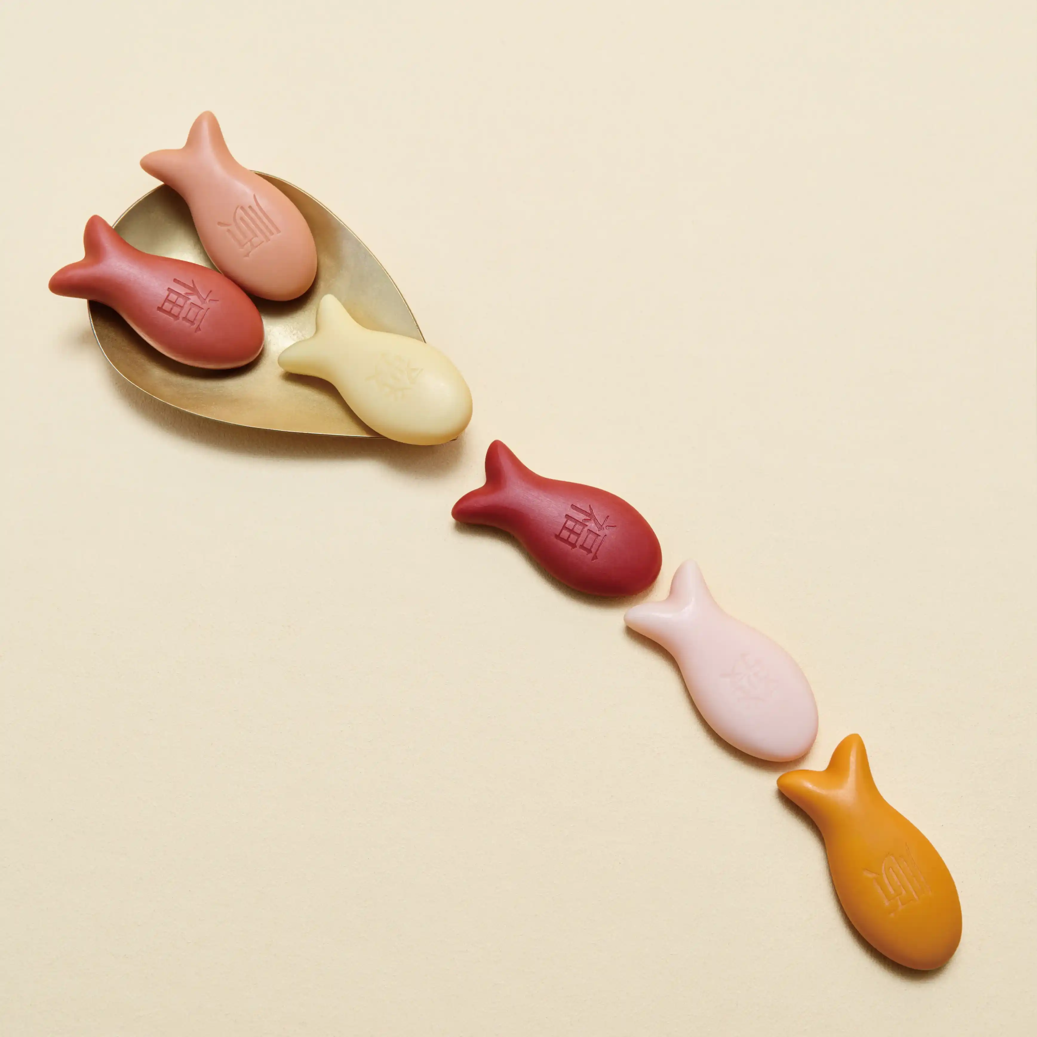 FISH SYMBOL SCENTED WAX TABLET - 2026 Limited Edition - Image 3